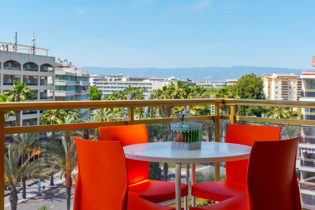 Rentalmar Navarra Family Suites Salou Kamer foto