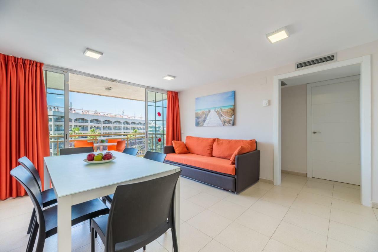 Rentalmar Navarra Family Suites Salou Buitenkant foto
