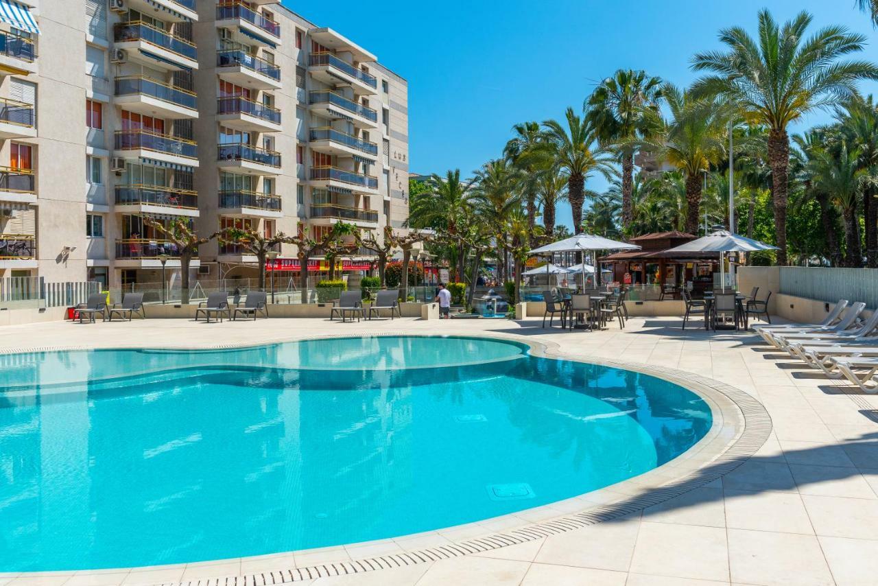 Rentalmar Navarra Family Suites Salou Buitenkant foto